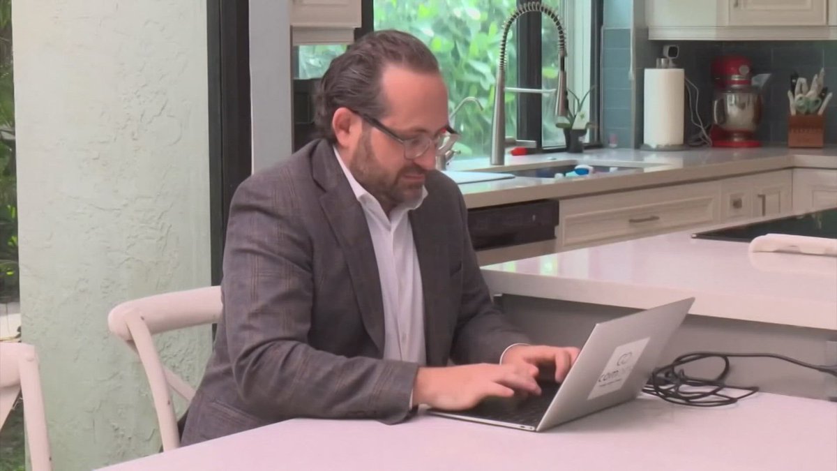 Robert Hahn tweet media