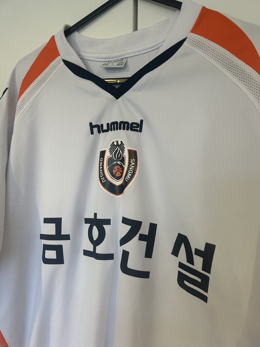 Red Card tweet media