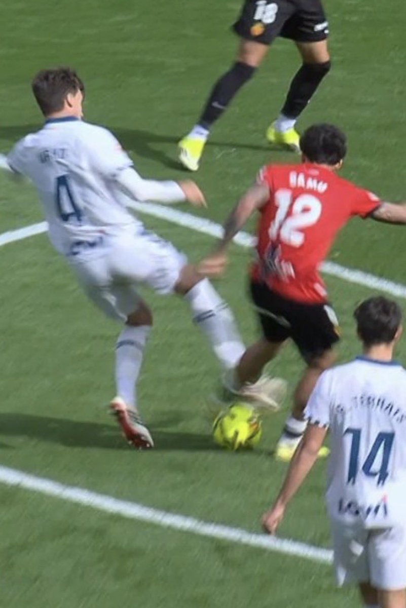 Colgadosporelfutbol® tweet media