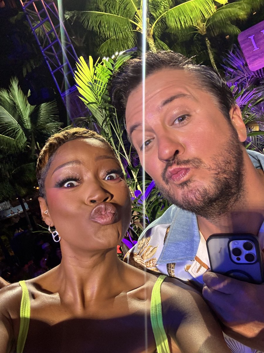 Luke Bryan tweet media