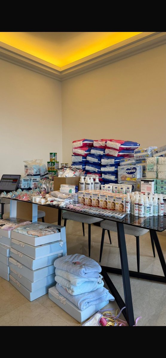 ازا بتعرفوا وحدة بدها تولد كل شي بالصورة
للتوزيع مجانا مع دليفري
71504807
76619861
هول الارقام للتواصل
#نداء_إنساني