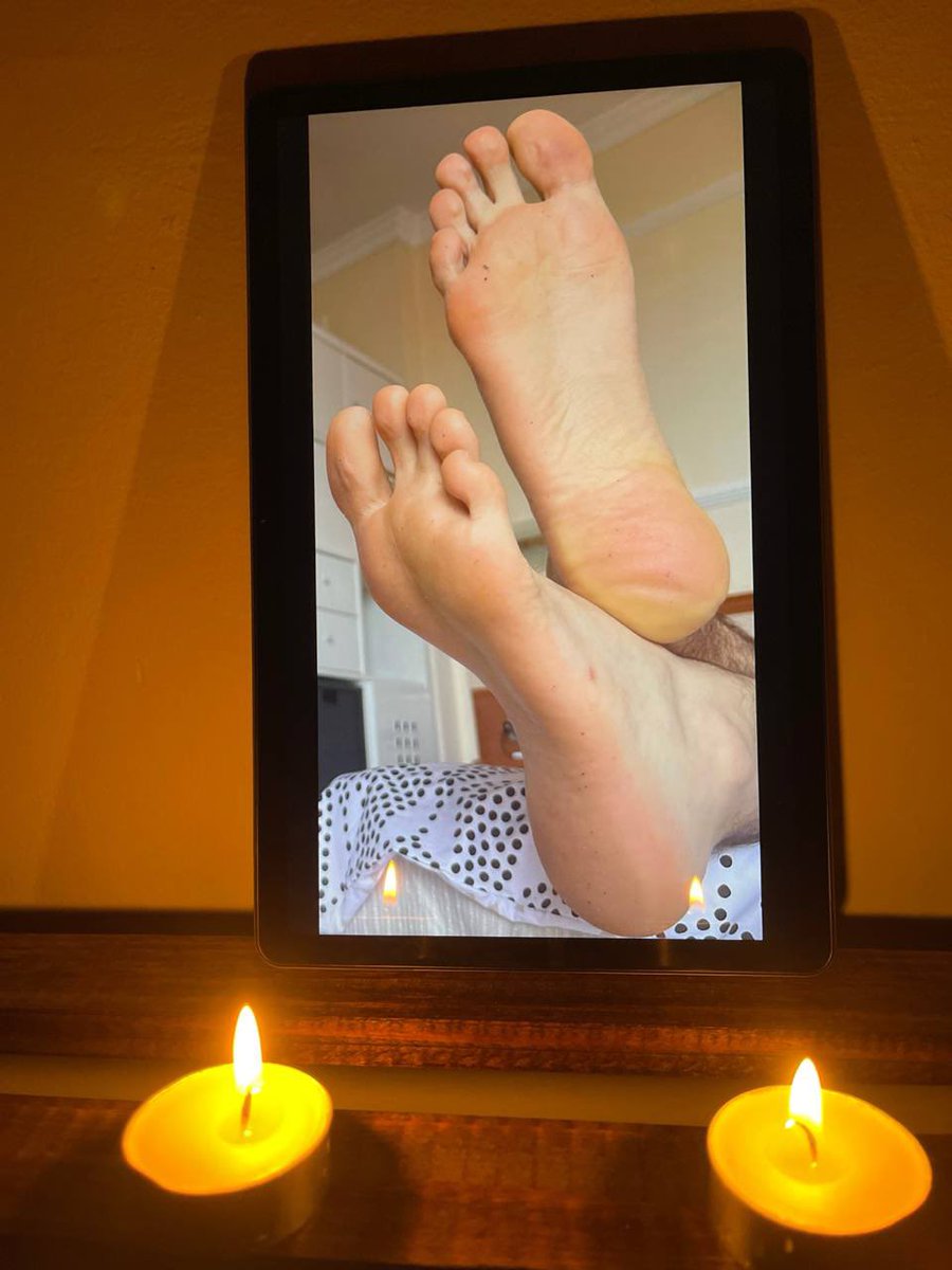 GodEd 🦶 tweet media