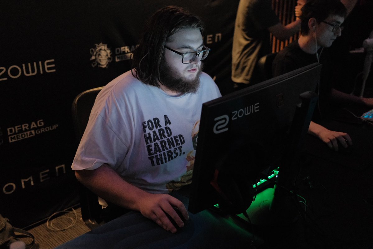 THUNDERdOWNUNDER tweet media