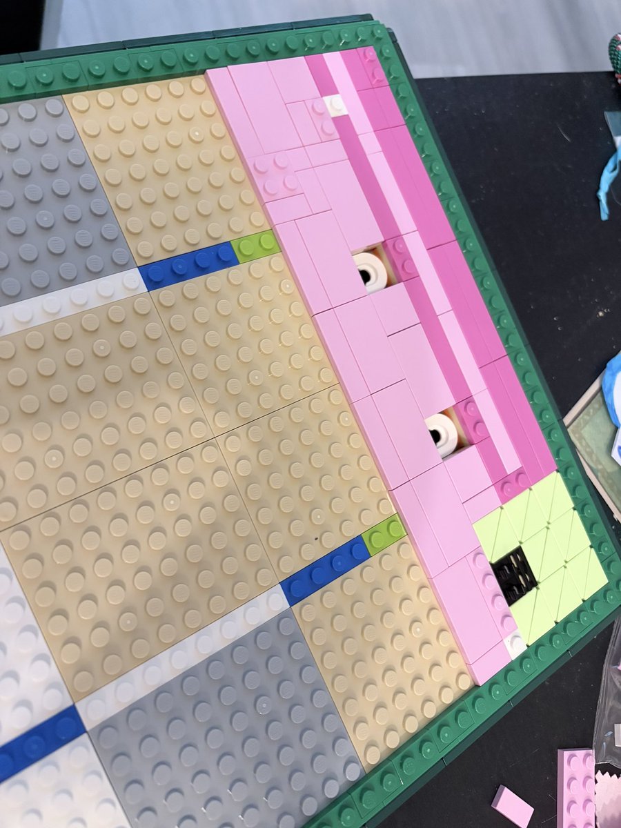 Courtney tweet media