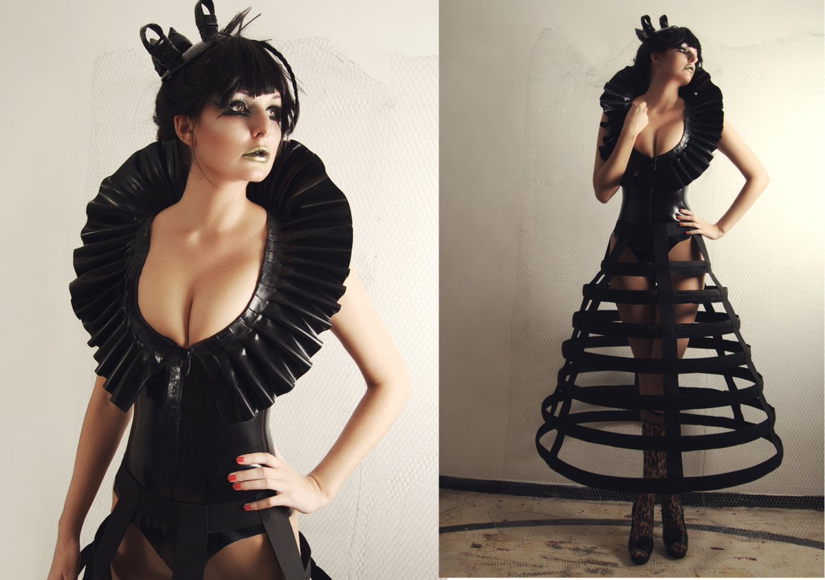 Kaori's Latex Dreams tweet media