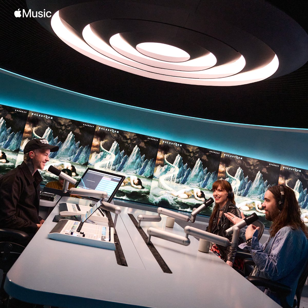 Halestorm tweet media