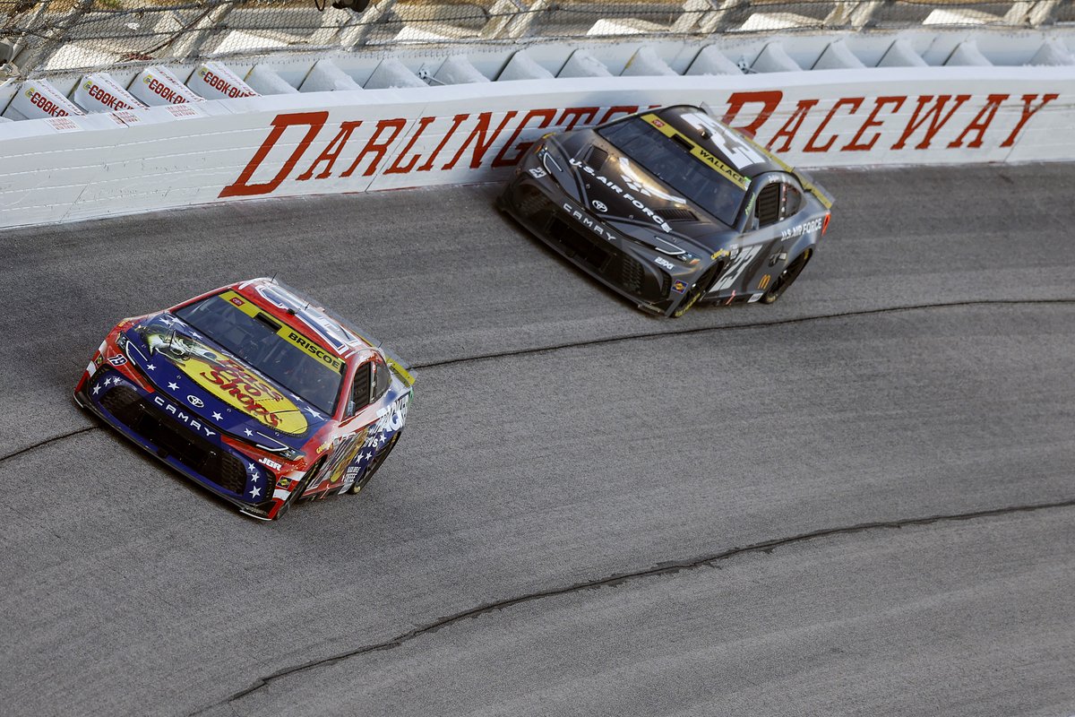 Over the last four Darlington races, Chase Briscoe has 2-wins and he's 3 for 4 at finishing in the top 5.

Display of domination last fall. Winning both Stages, leading 309 laps, had a perfect driver rating, a 1.8 average running position and had the best Total Speed Ranking.