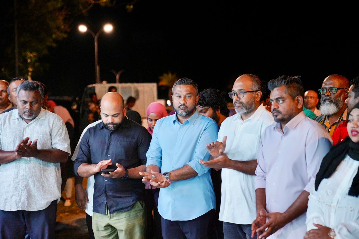 އައްޑޫސިޓީ މޭޔަރ، އ.ތ.މ ކޮމިޓީ ރައިސާ އަދި ރެފެރެންޑަމް ވޯޓާ ގުޅޭ ރަސްމީ ކެމންޕެއިން  ޖަގަހަ ހުޅުވުން

#TheGreaterAddu
#MushrifForAdduMayor
#VotePNC
#LCE2026 
#Vote2Mushrif
 #AdduCity⁩
#DhiveheengeRaajje 
#CongressPartyMV