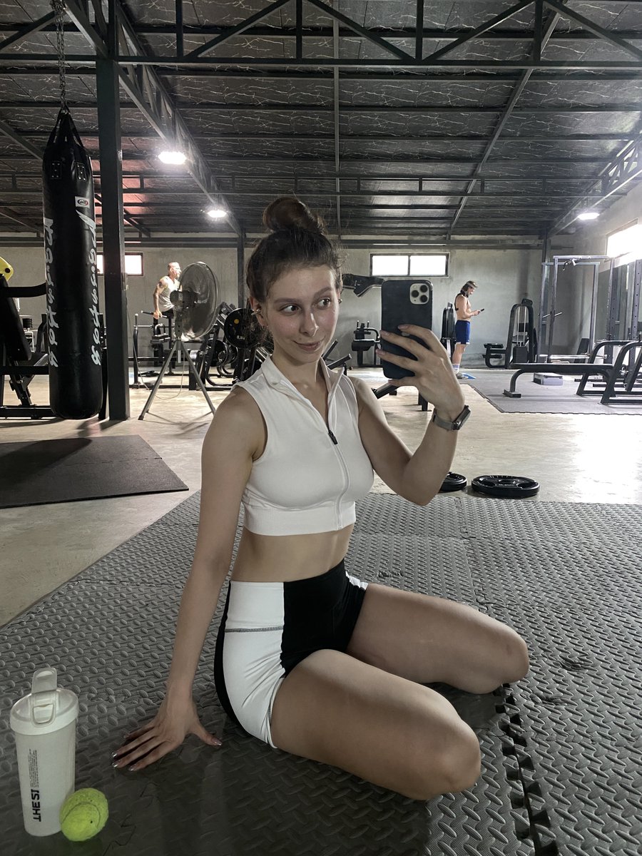 Yulia Schreiber ♥️ tweet media