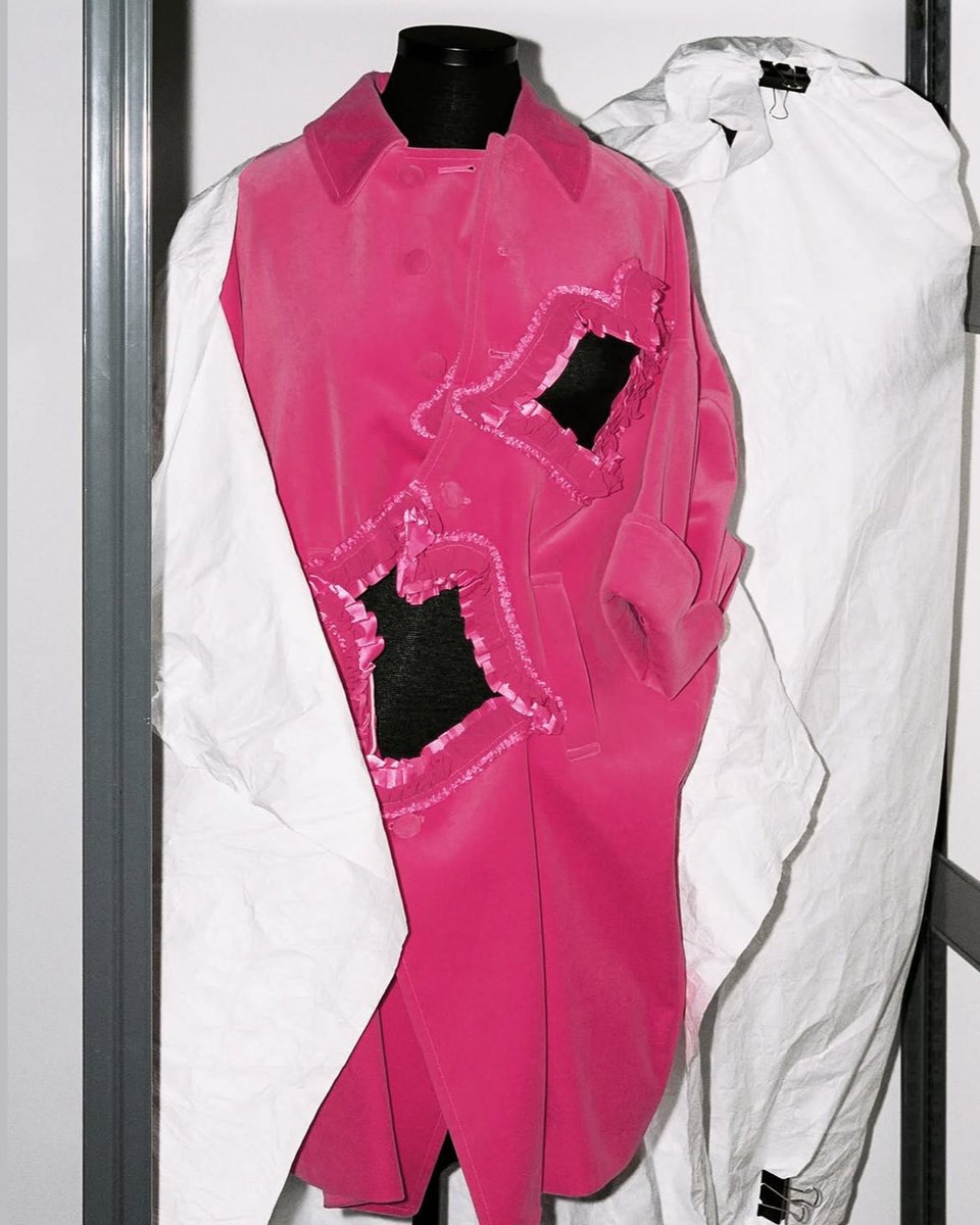 laqerfeld tweet media