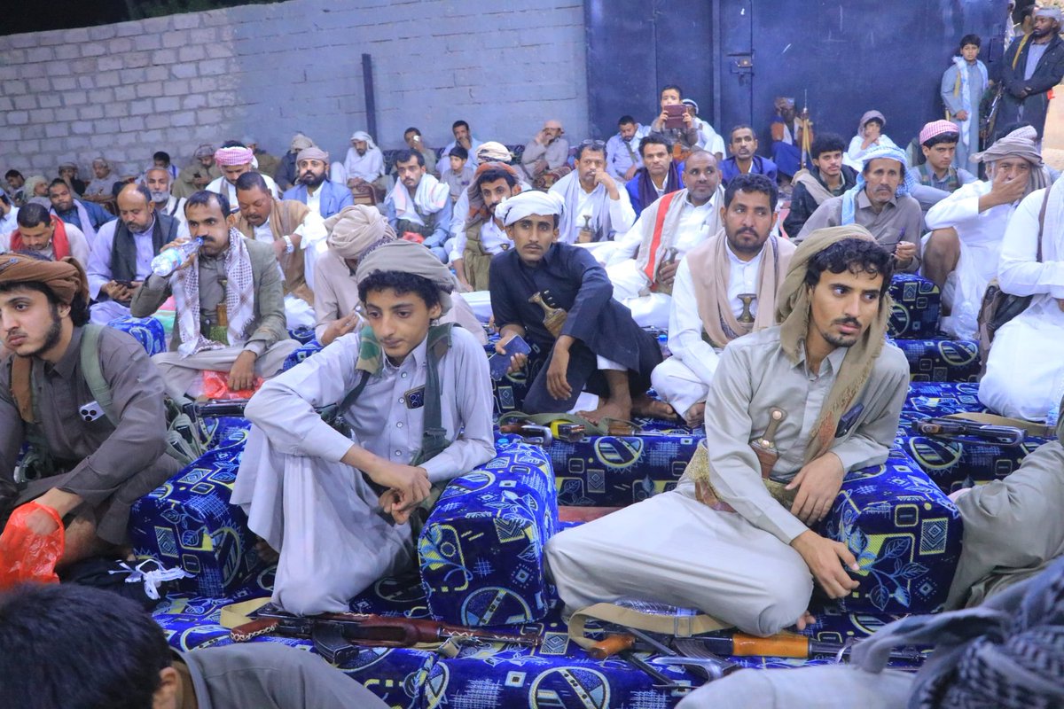 I55fJ's tweet photo. بحضور الشيخ ذياب بن معيلي...فرع المكتب الساسي للمقاومة الوطنية ينظم امسية رمضانية لتعزيز التلاحم وتوحيد الصفوف في مواجهة مليشيات الارهااب الحوثي https://t.co/7SJ4rNpyRn