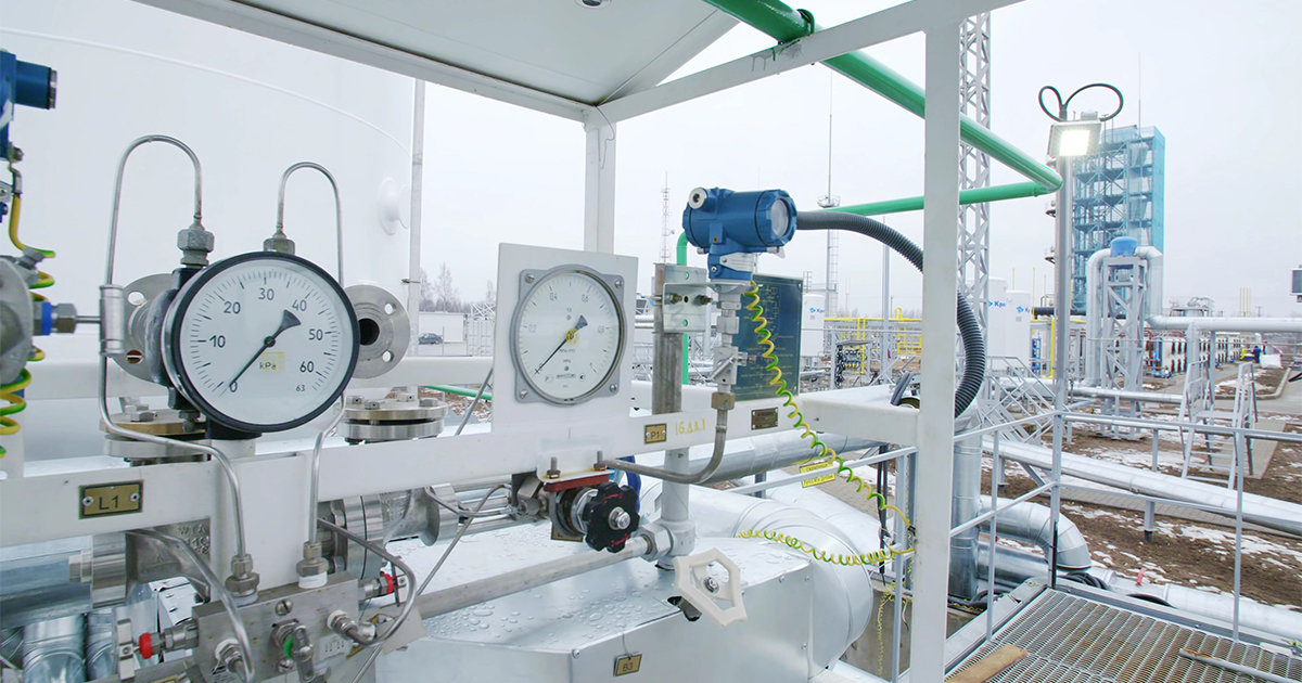 Climbing. Fast. tweet media