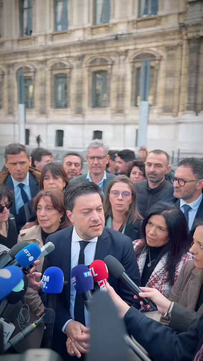 HERVE STREET tweet media