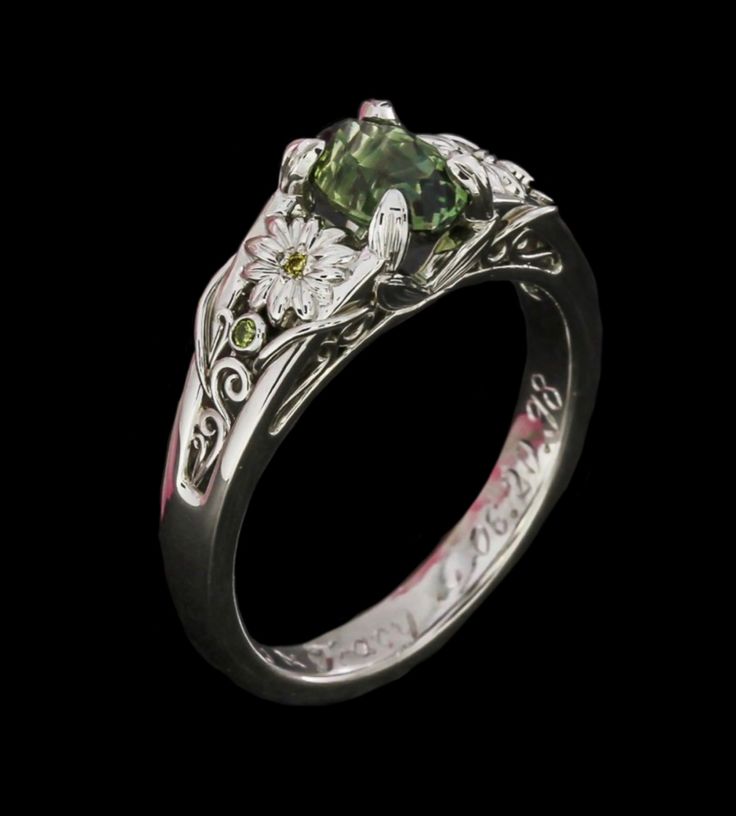 ⋆ 𝖖ueen of 𝐬𝐩𝐢𝐤𝐞𝐬 .ᐟ tweet media