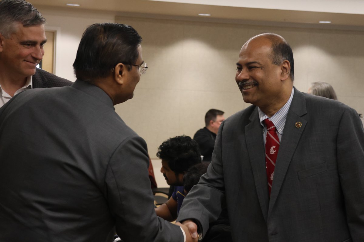 WSUVoiland's tweet image. Voiland College was honored to host @IndiainSeattle for a tour of our #softwareengineering, #electricalengineering, and #materialscience research facilities during their recent visit to #WSU. 
#GoCougs