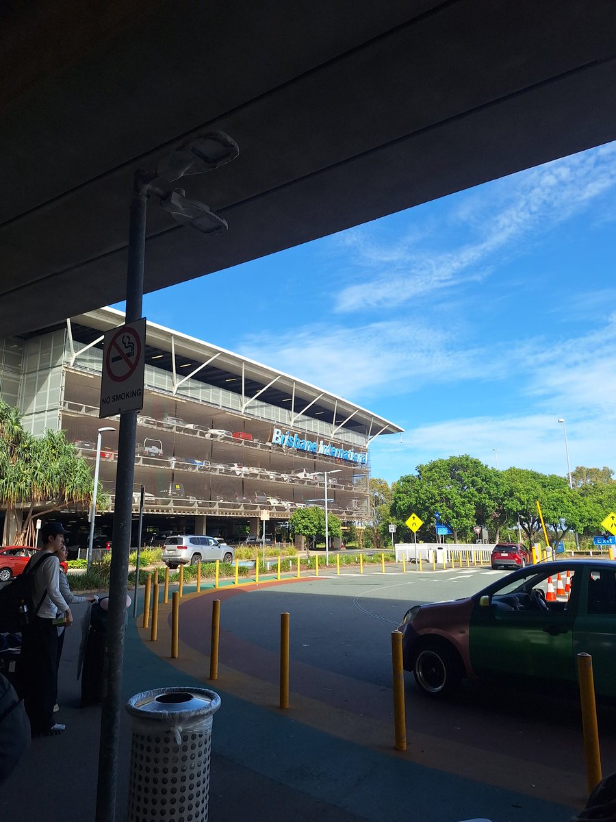 melque_stat's tweet photo. Touchdown BNE 🛬 https://t.co/2efwoCWga9