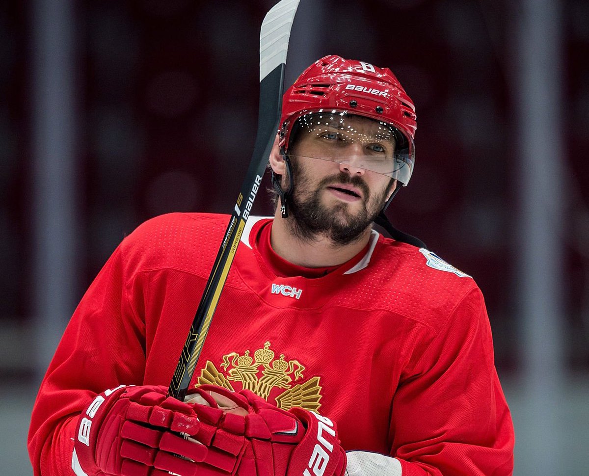 PuckEmpire tweet media