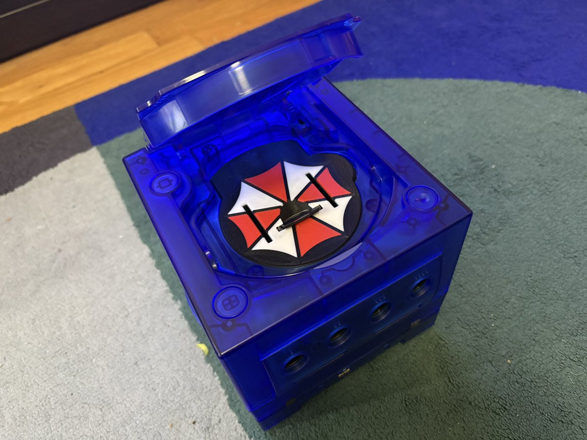 iFixRetro tweet media