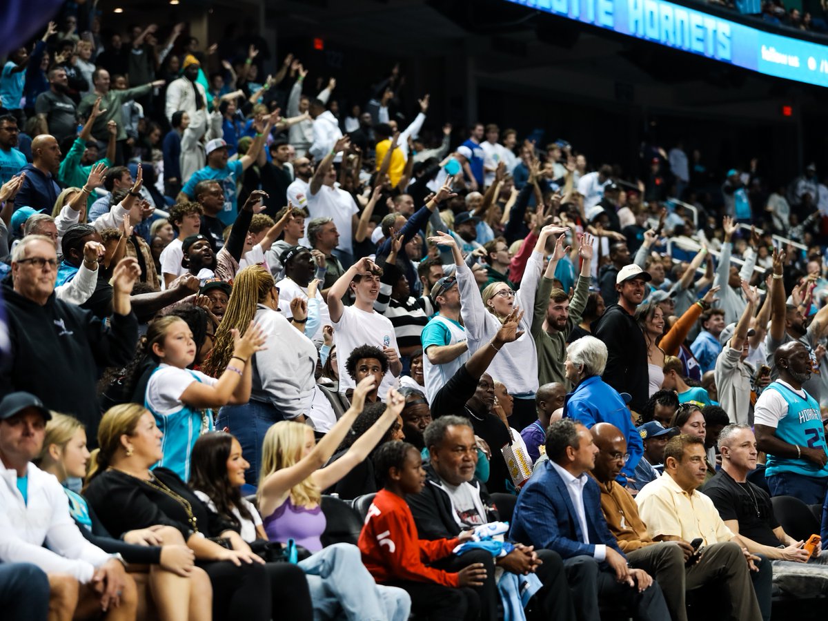 Spectrum Center tweet media