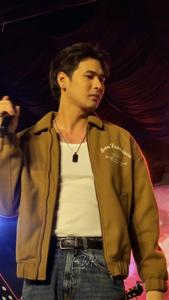 woodzunshine's tweet photo. Musika't Hiling Day 1๐
#WilbertRoss
#MusikatHiling #RecapDay1
@itswilbertross https://t.co/N7W35rh9fb