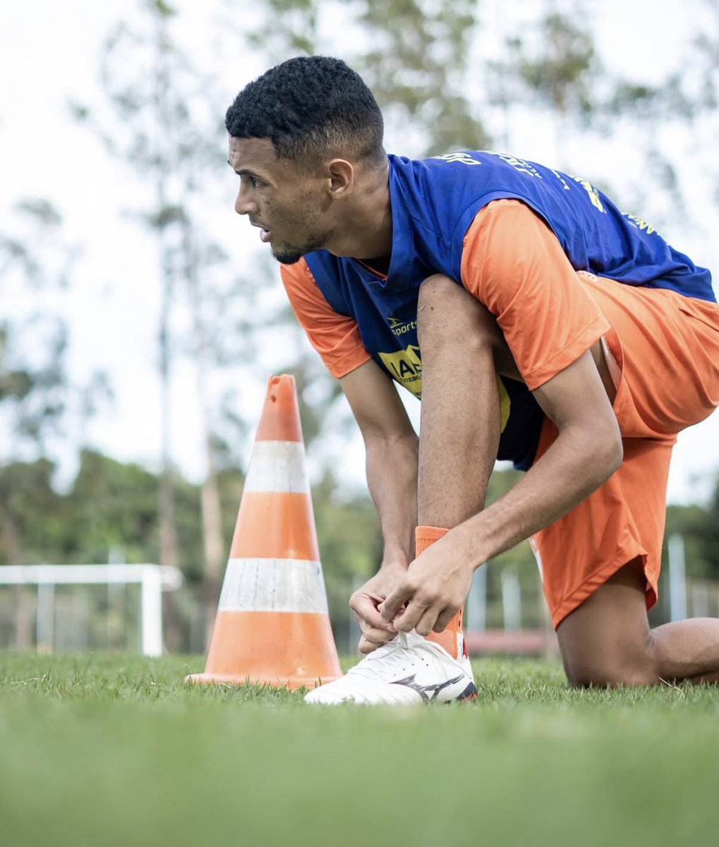 IAPEFCOFICIAL's tweet photo. Segunda de muito trabalho em dois períodos no Ninho do Canário 🐤

📸: Rich Alencar | IAPE

#IAPE #OndeTemIAPETemFuturo https://t.co/MA2NGGp8Ac