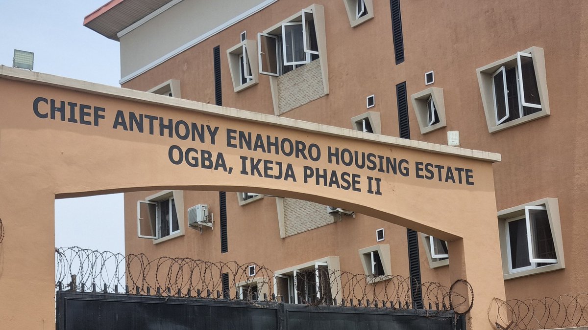 Midatlblog's tweet photo. The government must find creative ways to generate revenue. The housing situation in Lagos is alarming. The Lagos State Government has built over 11,000 housing units across the state, with more currently under construction. Unfortunately, many of these homes remain unoccupied because many Nigerians simply cannot afford them.

The government could introduce a rent-to-own scheme where Lagosians who can afford moderate payments can rent these homes. For example, rent could start from ₦2 million per year up to ₦4 million, depending on the number of rooms. Payments could then be spread out over several years through a structured rent-to-own program.

Once the payment period is completed, the house becomes the tenant’s property. This approach would allow many people to secure housing while also giving them the assurance that they will eventually become homeowners.

📷: One of the numerous government homes built by LASG across LGAs in Lagos.