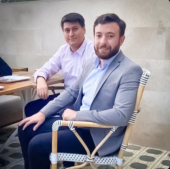 Distopía prensa tweet media