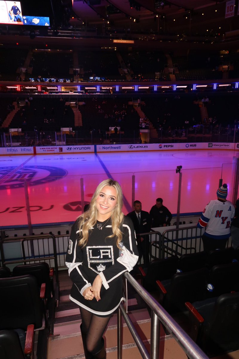 alexandra tweet media