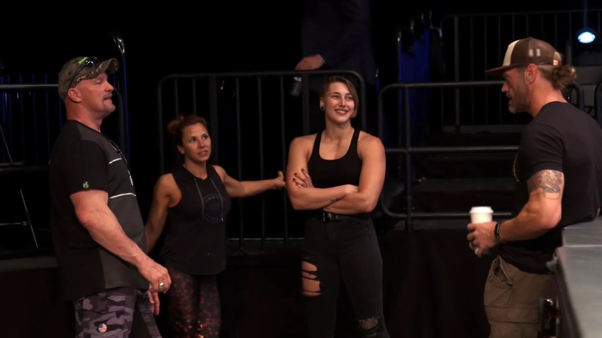 rhea. | parody. tweet media