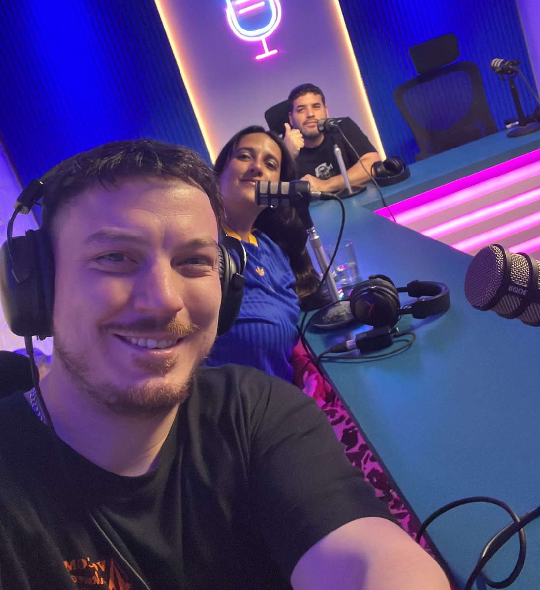 Kingkong tweet media