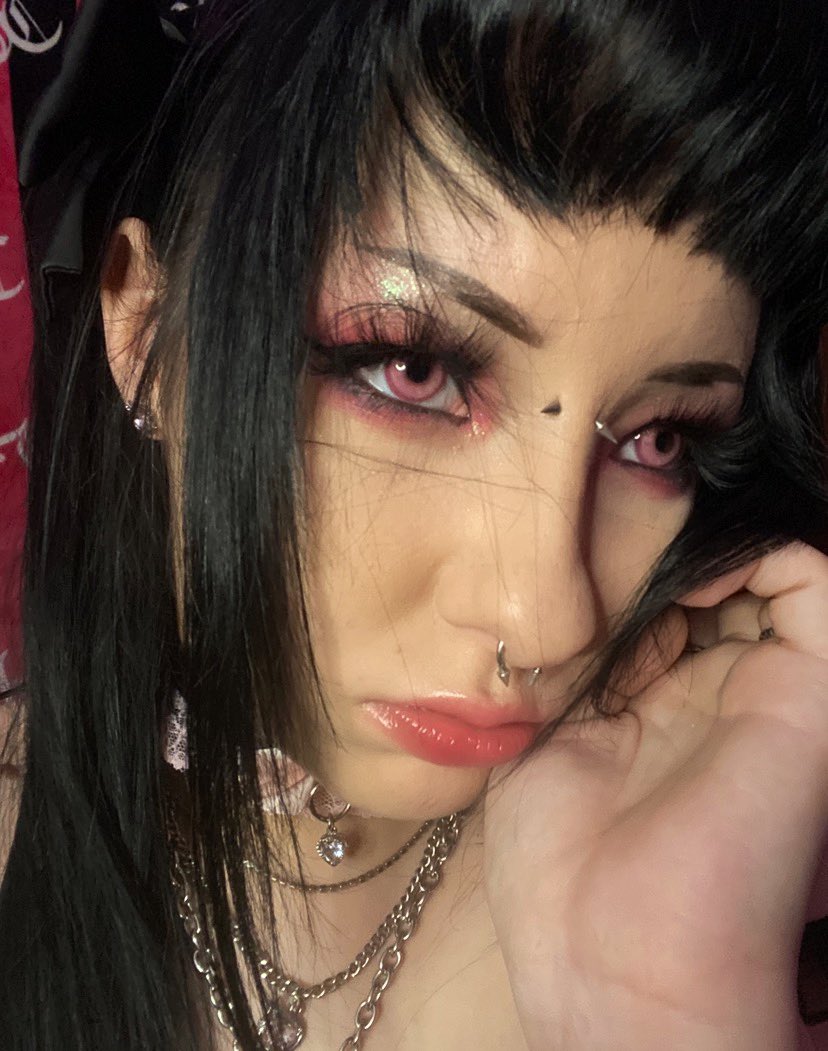 DAHLIA ⛧ tweet media