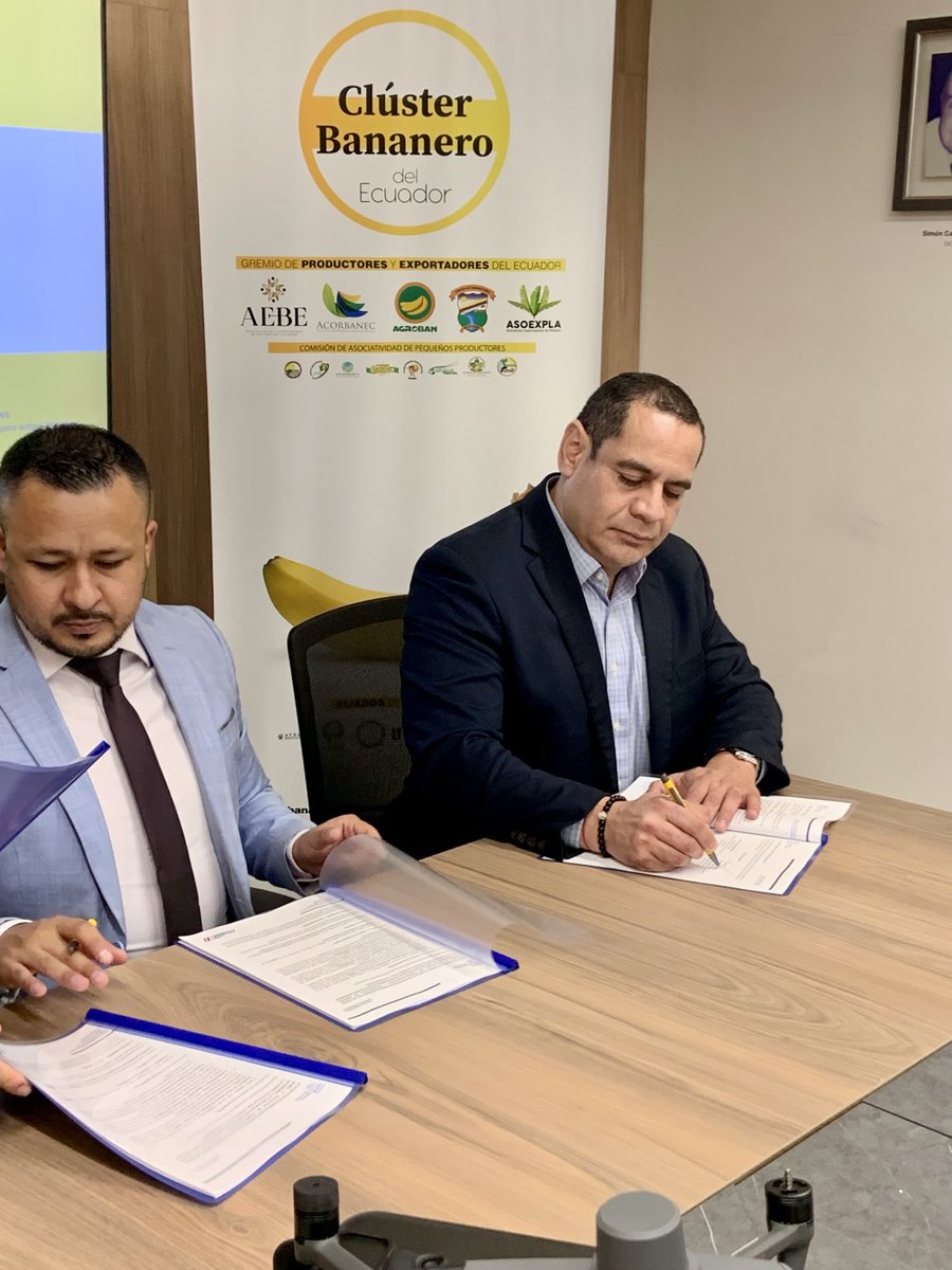 Acorbanec tweet media