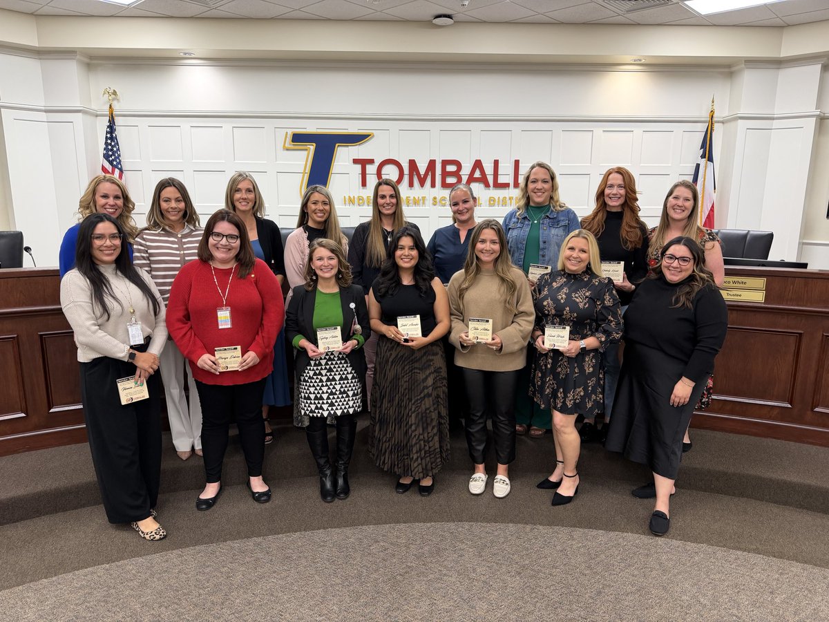 TomballISD's tweet photo. Tonight, the School Board recognized teachers representing our Multilingual Department: 
⭐️ Bilingual Teachers
⭐️ ESL Teachers
⭐️ ESL Rising Stars
⭐️ Excellence in World Languages https://t.co/UzuUIDwF9X
