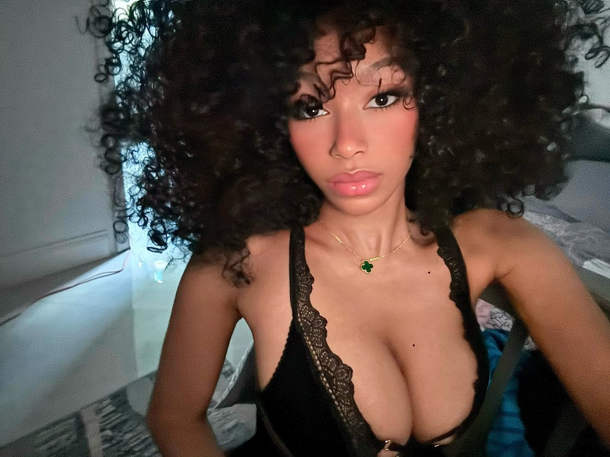 ⧉ PNG vibes tweet media