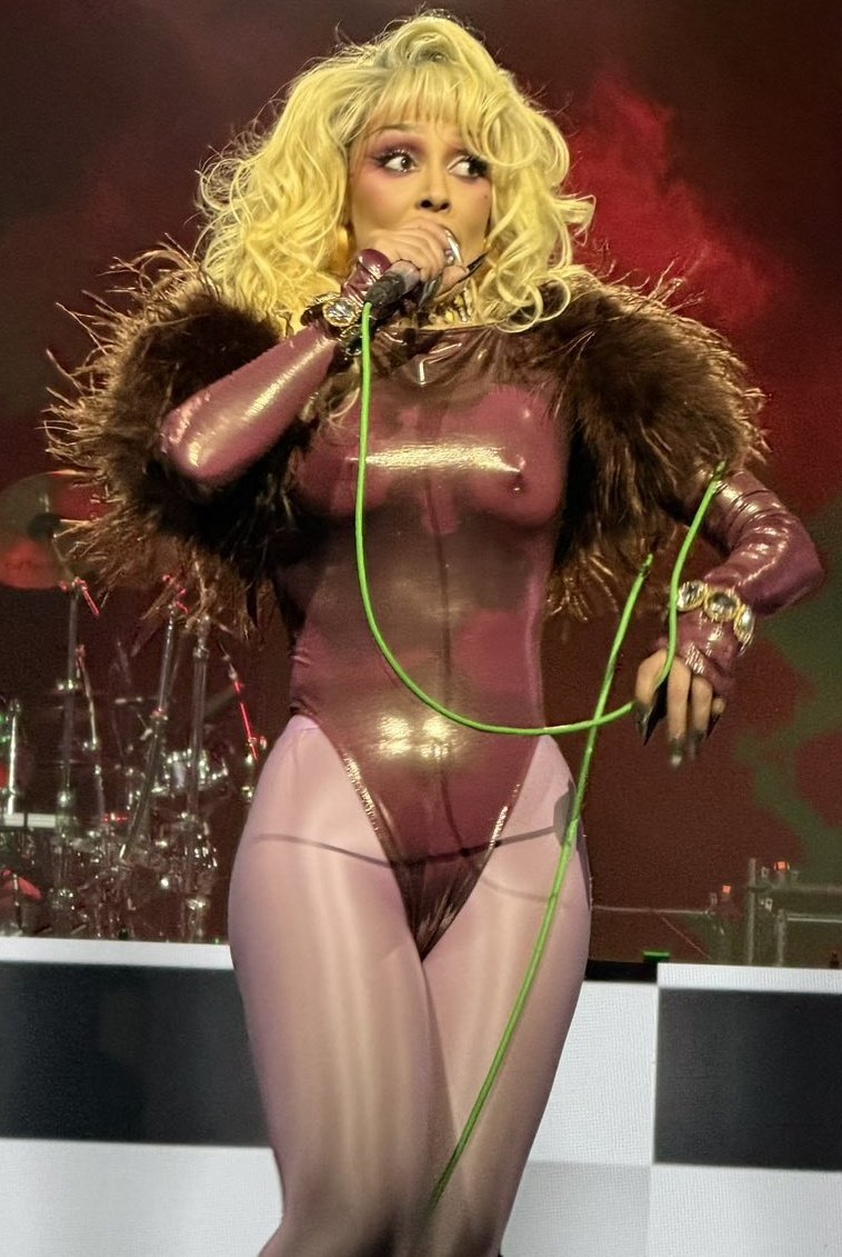 Info Doja Cat tweet media