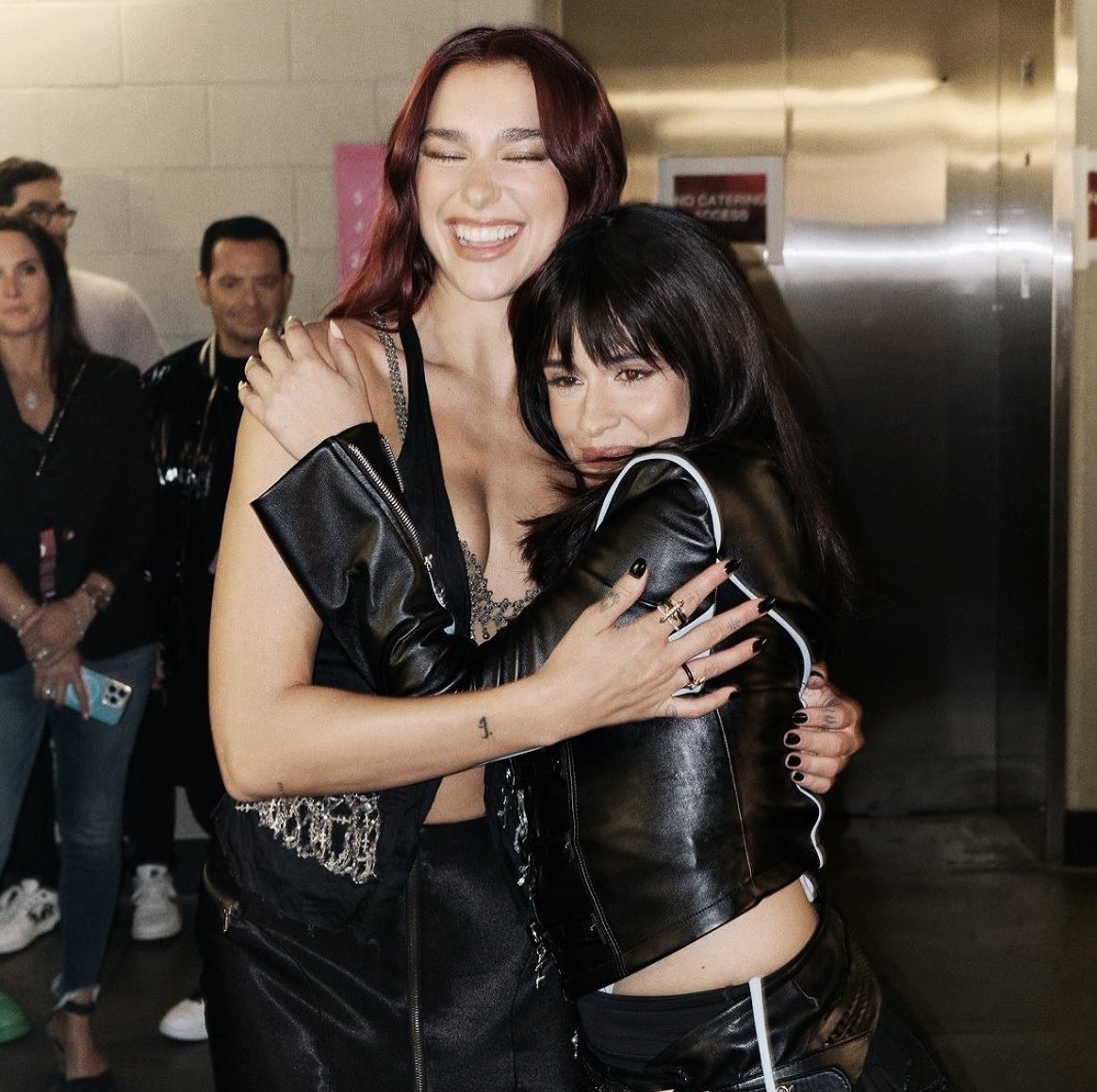 Camila Base tweet media