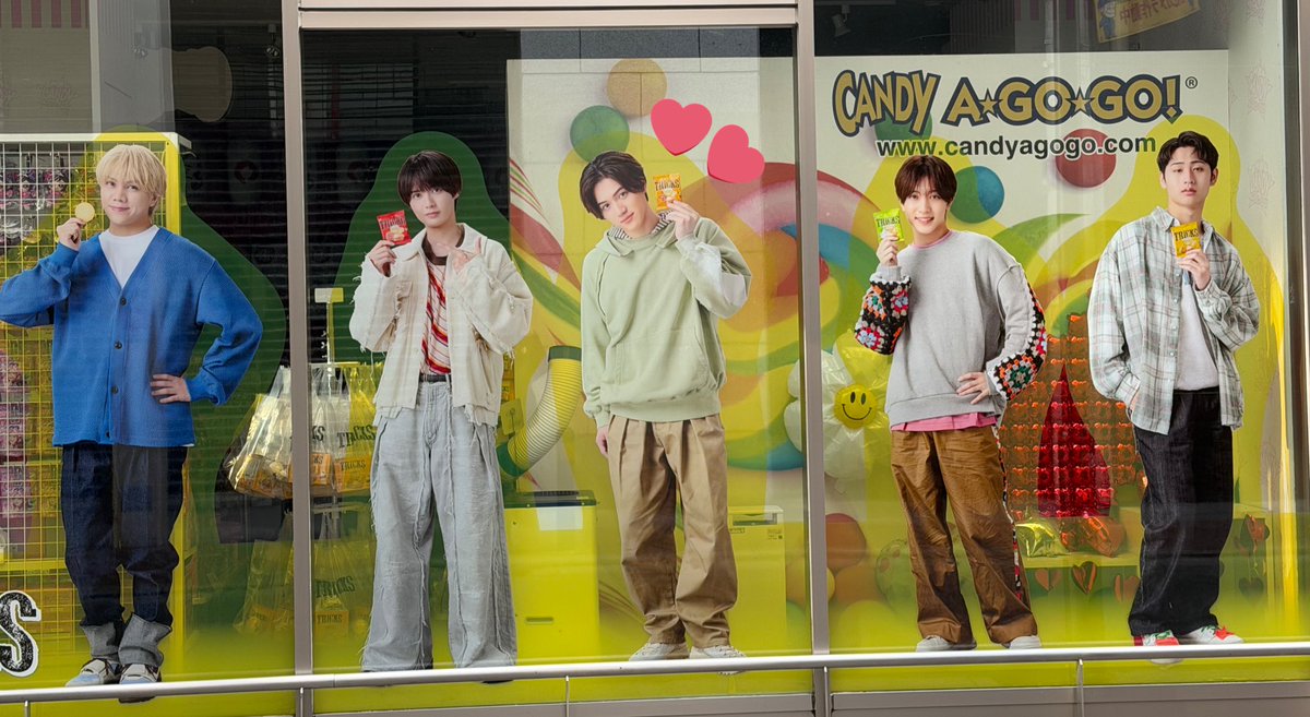 KTL_tai82370's tweet image. TRICKS(#トリックス)×KEY TO LIT

大阪・心斎橋でフラッグ掲示や限定セット販売など大型プロモーションを関西でも実施していただきありがとうございます🥔🫶💙❤🤍🩷💚

関西に住んでいるとなかなか期間中に行けなかったので朝からうるうるしてしまいました🥲

#KEYTOLIT  #TRICKS 

@TRICKS_japan