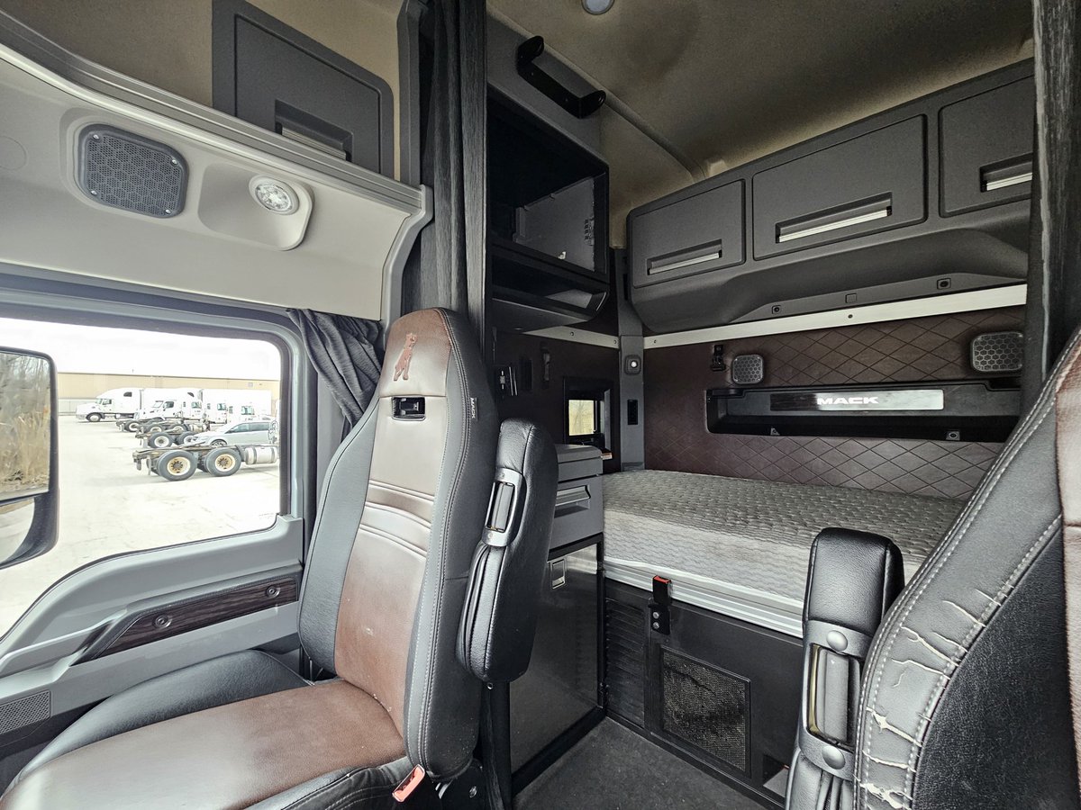 MACK LOVIN tweet media