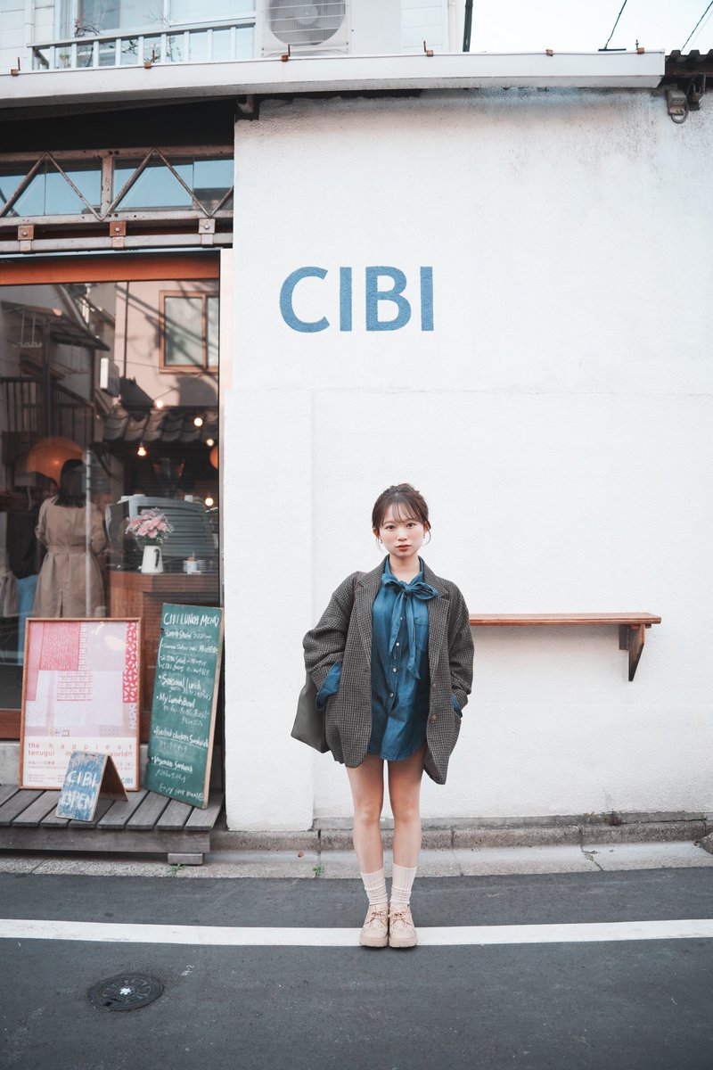 gm☀️
お気に入りカフェの前でパシャり