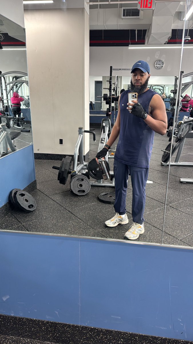 Dentist the Menace tweet media