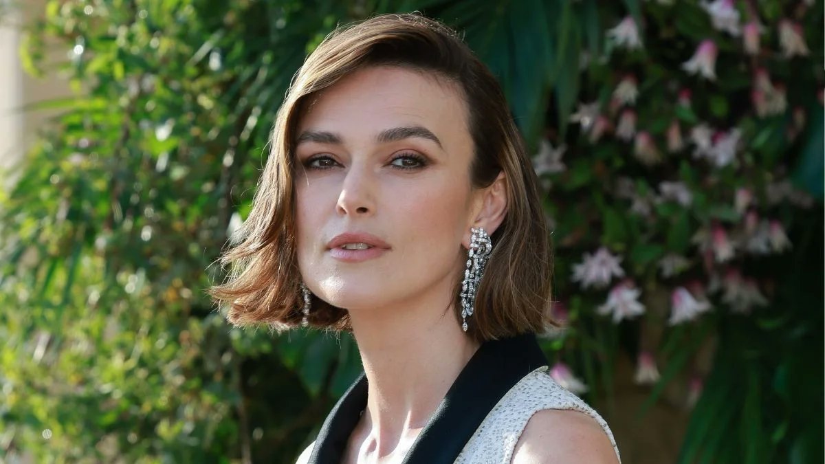 Dijo una vez Keira Knightley: “Nos pasamos la vida esperando el momento perfecto para hacer algo, como si existiera un punto exacto en el tiempo donde todo encajara a la perfección. Pero la verdad es que la perfección es solo una excusa para posponer lo inevitable. No esperes