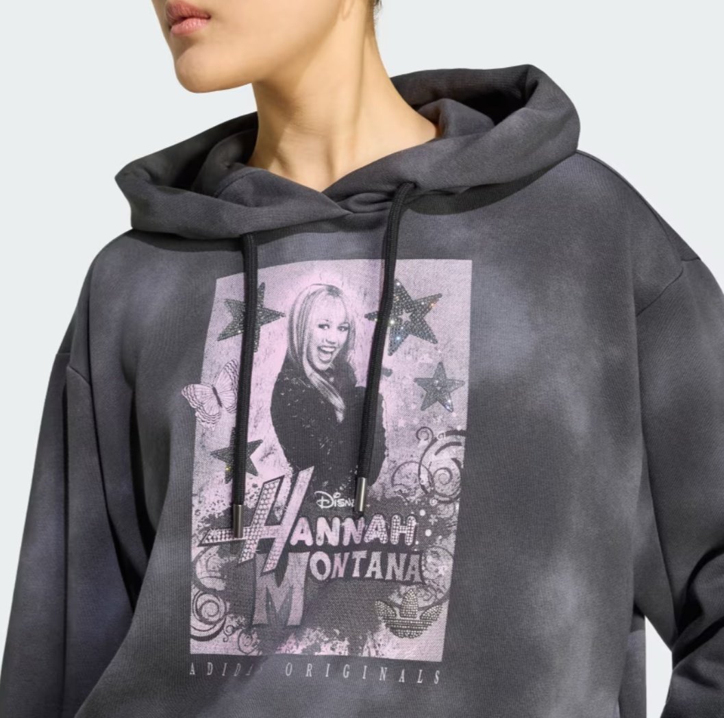 Miley Official tweet media