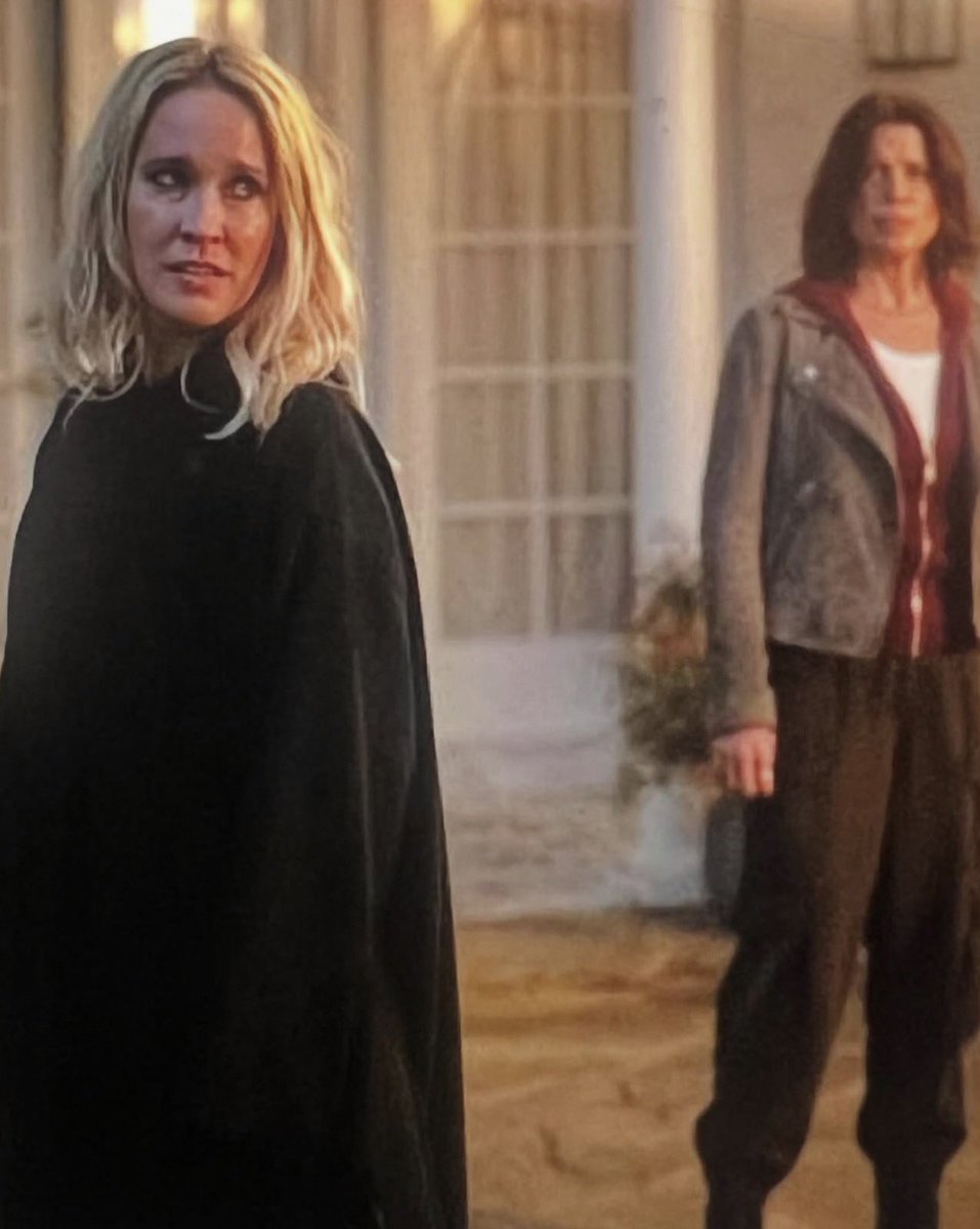 scream_fan65's tweet image. Jessica Bowden as a Ghostface will forever remain iconic we love you Anna Camp 😋 #Scream7 #AnnaCamp