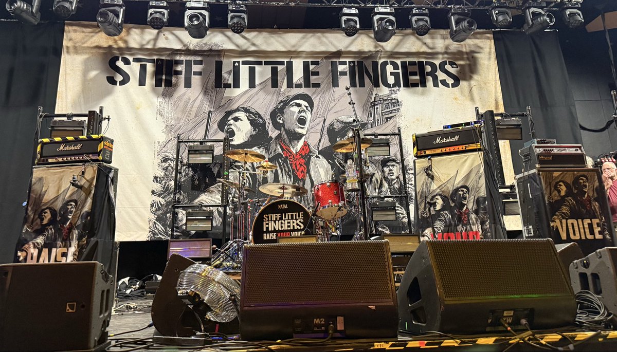 Lynn Benson tweet media