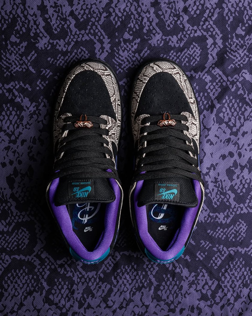 JustFreshKicks tweet media