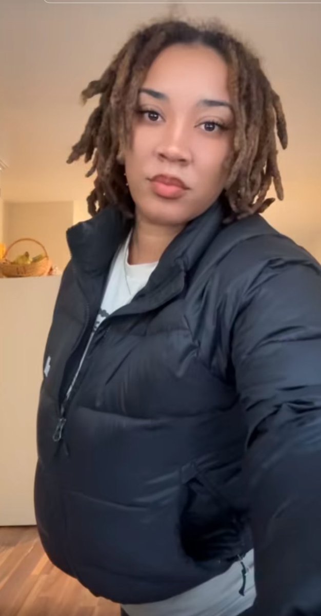 WattJanney's tweet photo. I really believe that women who are confident in their natural beauty are the most beautiful😍🥰❣️ https://t.co/pufoHthoCN