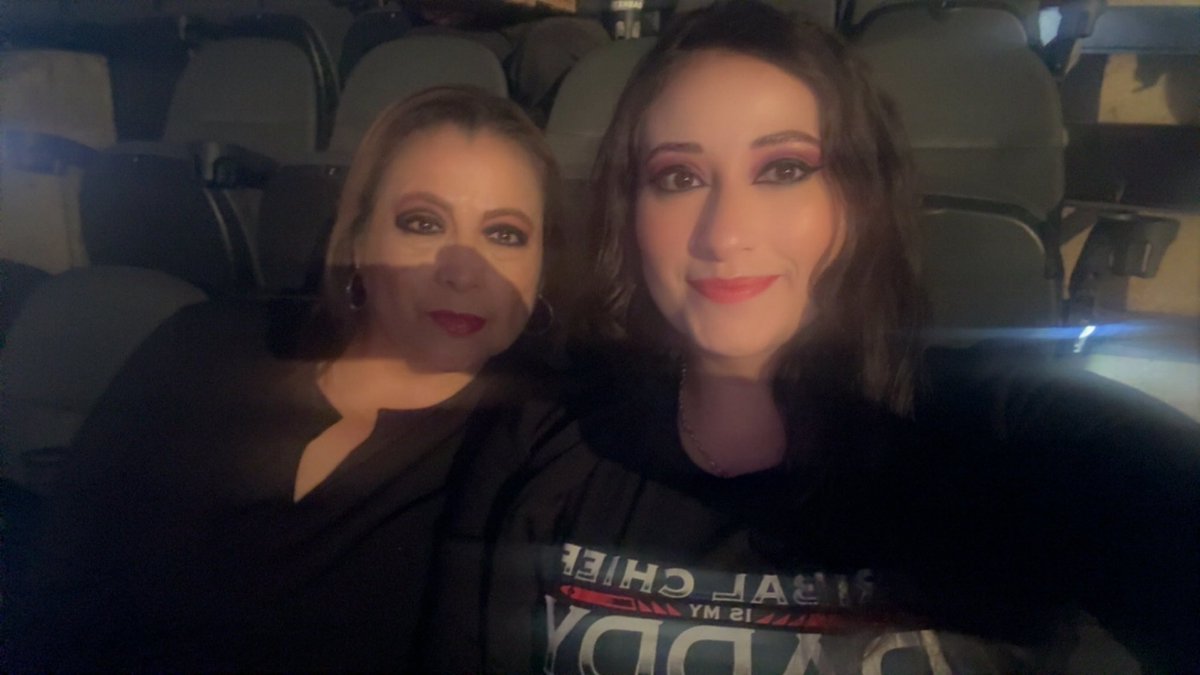 Lauren Pruske tweet media