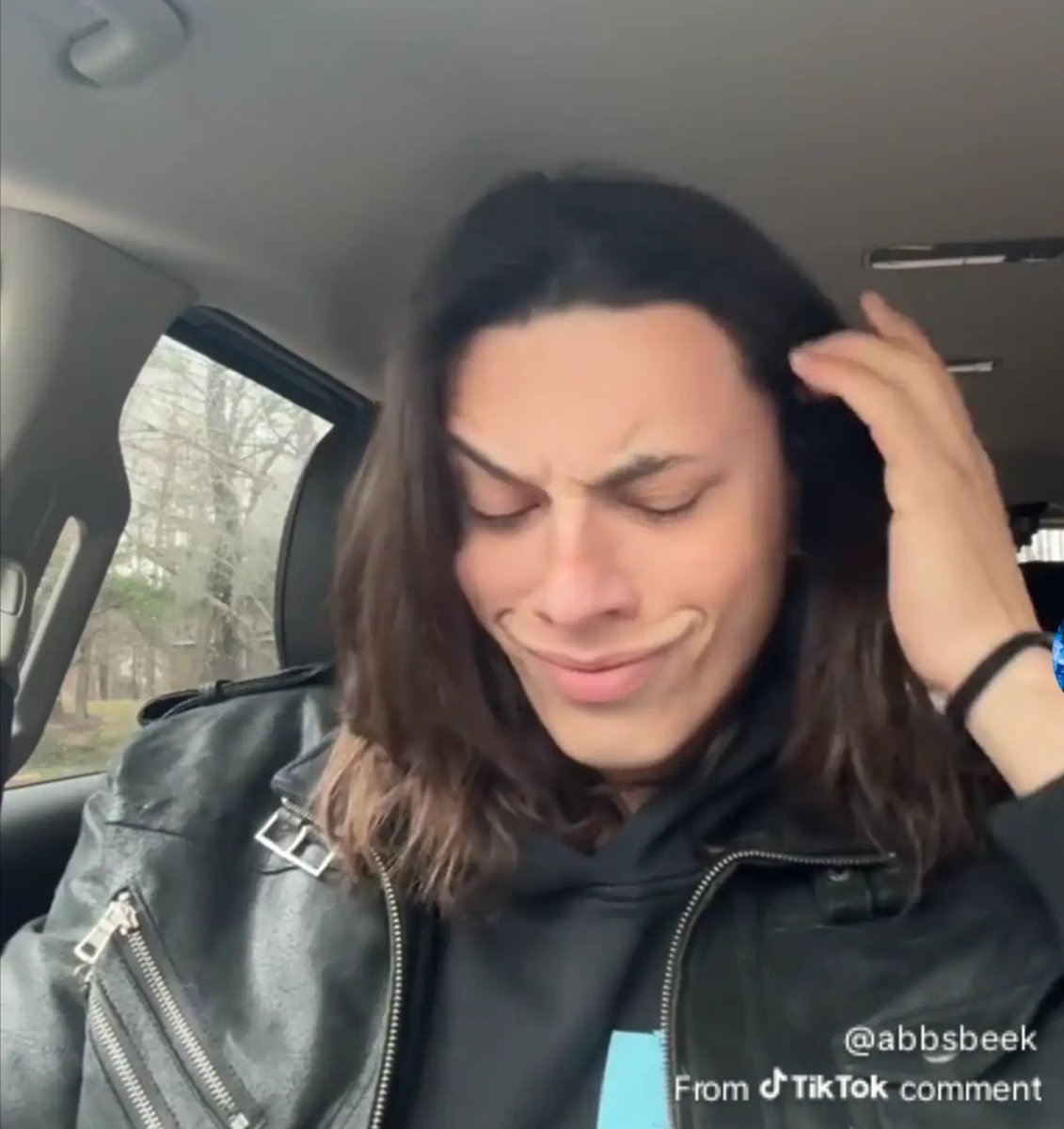 natural_vampyre's tweet image. MY GAWD! I finished "Lights Out" &amp;amp; baby this is Scream mixed with YOU mixed with 50 Shades Of Grey!! 
The emotional rollercoaster this book took me!! #LightsOut #smut #booktok #navessaallen