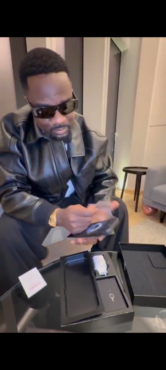 🙇🏿‍♂️الله أكبر tweet media