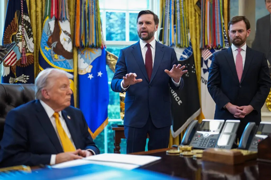 Mario Nawfal tweet media